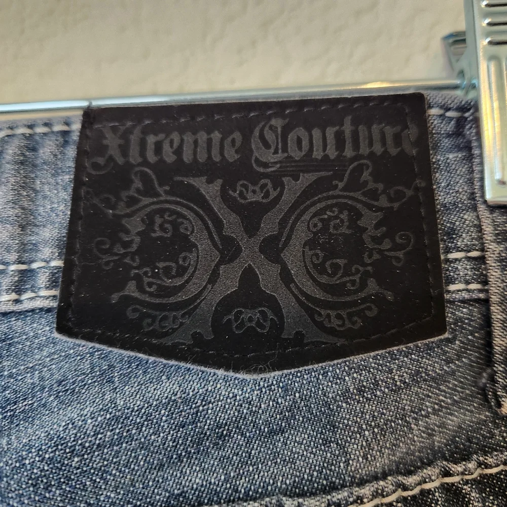 Men's Xtreme Couture Medium Wash Straight Leg Detail on Back Pockets 34x34